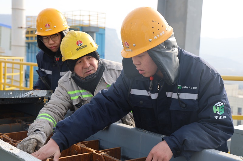今天，向建材科技公司一線堅守者致敬